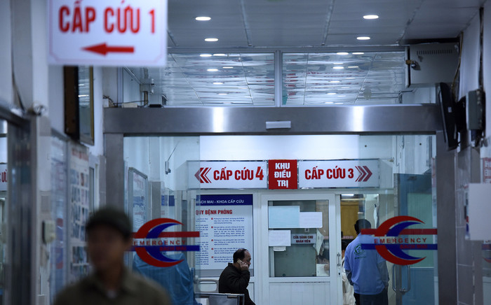 Cứu bé trai 2.5 tuổi bị tắc đường ruột, lấy hơn 100 con giun đũa Ảnh 2