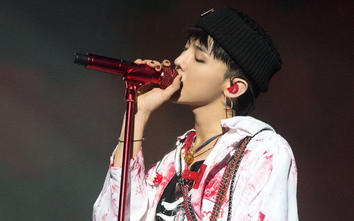 Đằng sau vẻ hào nhoáng, lạnh lùng của 'ông hoàng Kpop' G-Dragon Ảnh 2