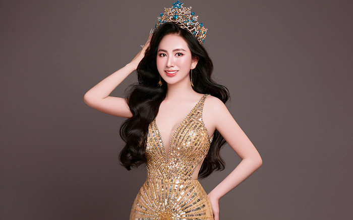 Người đẹp xứ Huế vừa đăng quang hoa hậu tung ảnh gợi cảm Ảnh 2