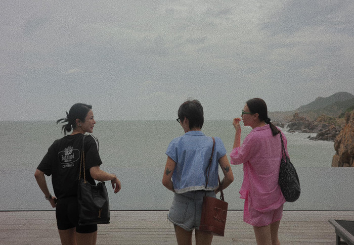 Diệp Lâm Anh đón sinh nhật ở một nơi xa cùng Diệp Lâm Anh và Pông Chuẩn. Ảnh: FBNV