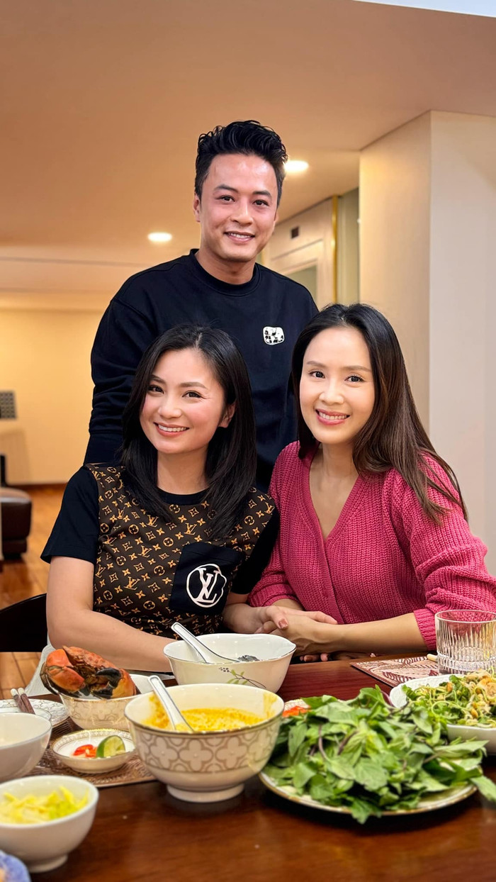 Hồng Đăng tái hợp cùng Hồng Diễm và ‘em gái’