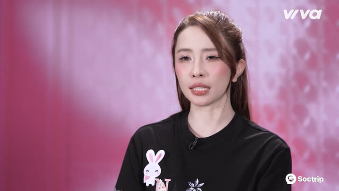 Quỳnh Nga ngưỡng mộ trước tài năng của Chu Lê Vi Anh về khiêu vũ: 'Khi mà Vi Anh bước vào thì tôi cảm thấy như sụm chân, kiểu như mất kiểm soát bởi một người rất giỏi như Vi Anh'. 