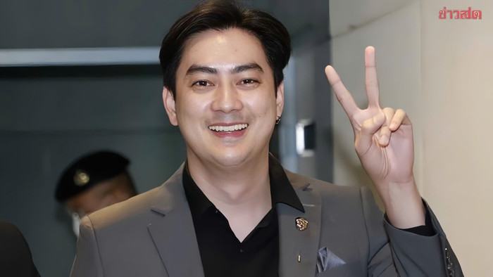 Nam ca sĩ, diễn viên Ratthaphum Tokhongsap (Film) bị triệu tập. Ảnh: Khaosod