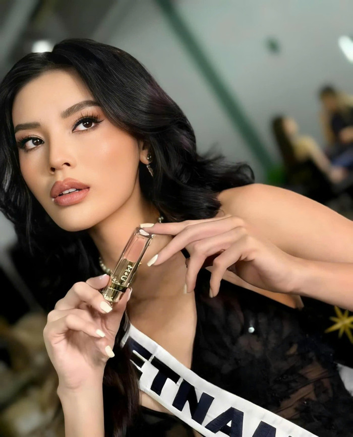 Hoa hậu Kỳ Duyên nhận được nhiều lời khen với lớp trang điểm và làm tóc này.