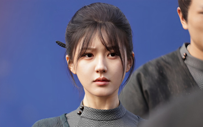 Triệu Lộ Tư bị tai nạn mất nhiều máu khi quay Rèm Ngọc Châu Sa Ảnh 2