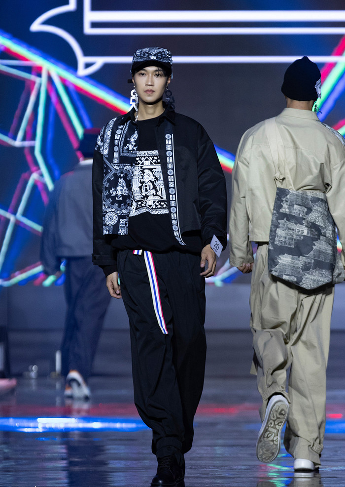 Những người mẫu trẻ của Việt Nam trình diễn tại Lễ hội người mẫu châu Á - Asia Model Festival 2024 mới đây.