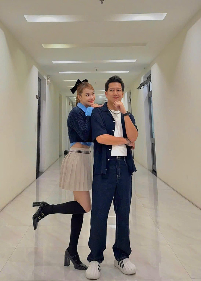 Showbiz 24h: Nhã Phương từng hết lời khen ngợi Trường Giang. Ảnh: FBNV