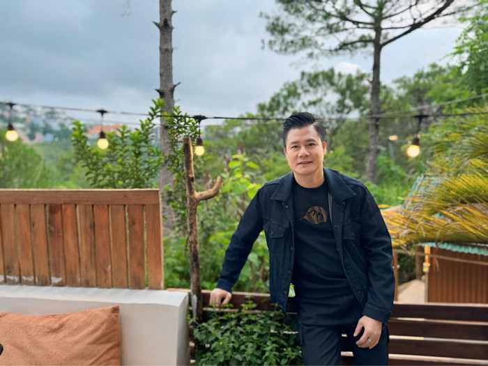 Quang Dũng dành nhiều thời gian cho bản thân và hạnh phúc khi quây quần bên người thân. 