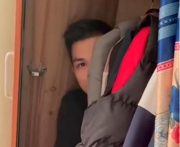 Anh Trần không ngờ vợ lại ngoại tình trong thời gian anh đi xa làm ăn.