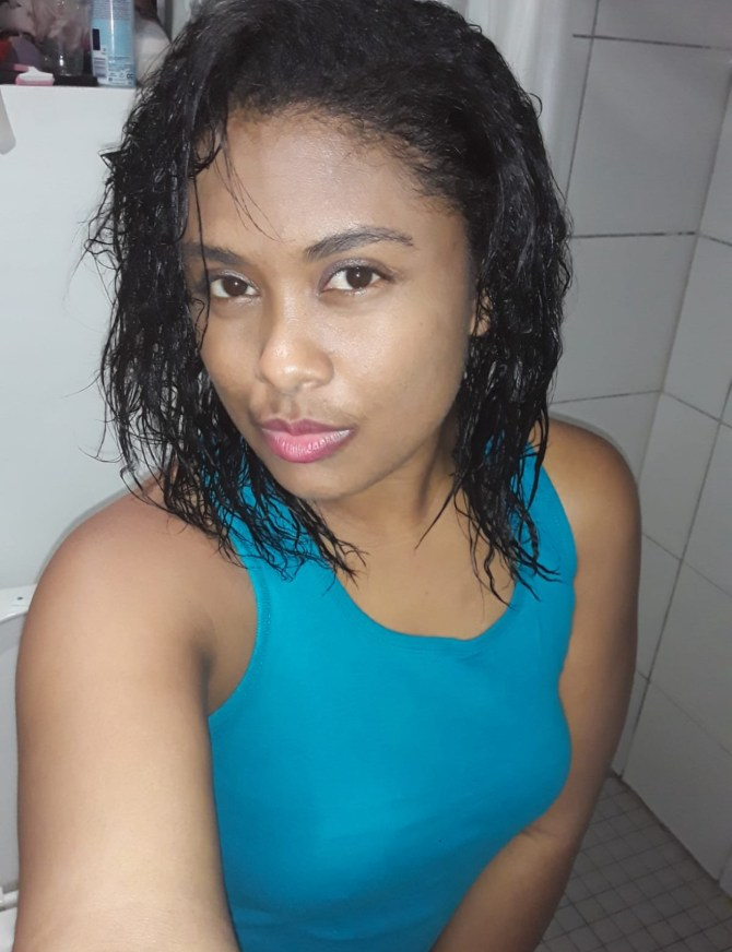 Chân dung người dì khiến mối quan hệ của cô gái Kelly và chồng tan vỡ. 