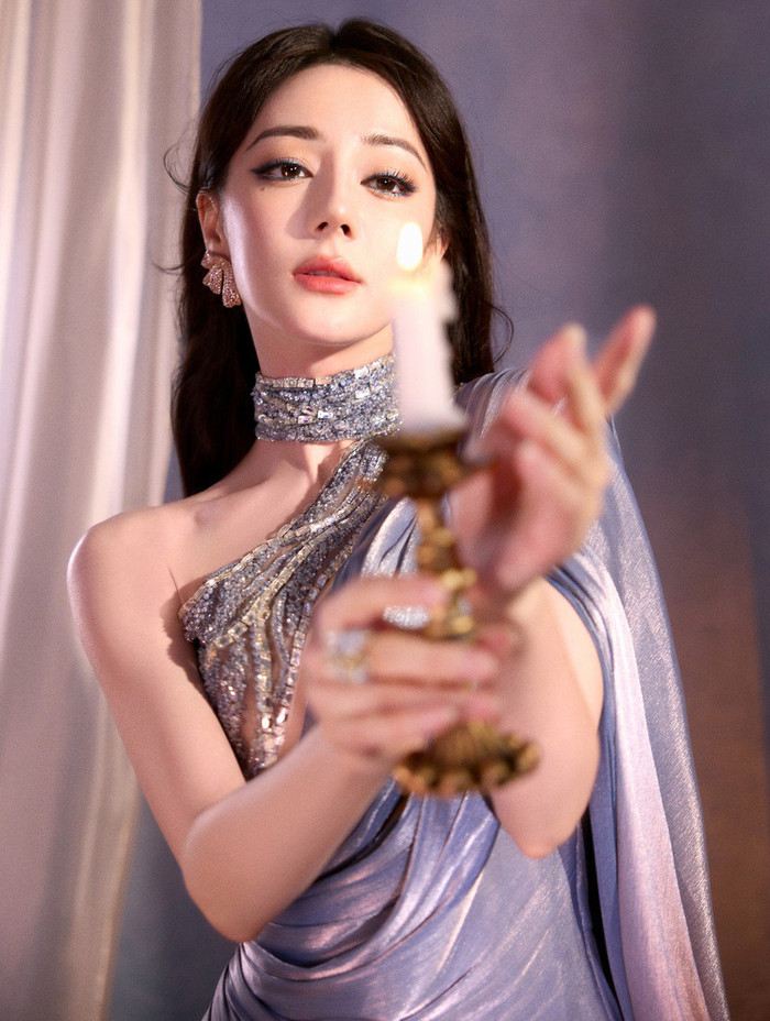 Giá trị thương mại của 3 mỹ nhân này đều rất cao, là gương mặt đại diện yêu thích của nhiều nhãn hàng.