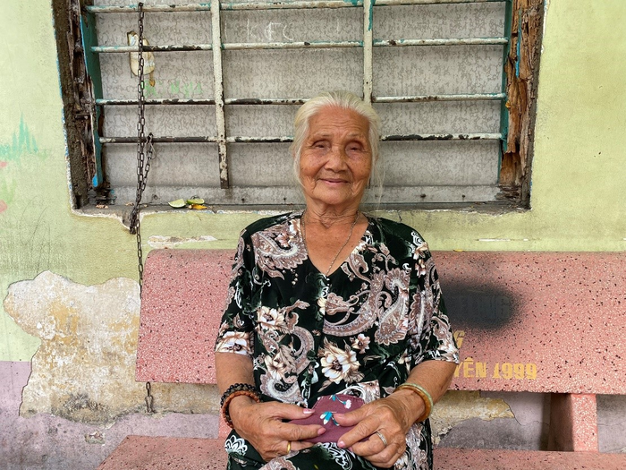 Ở tuổi 87, nghệ sĩ Hồng Sáp vẫn chật vật mưu sinh.