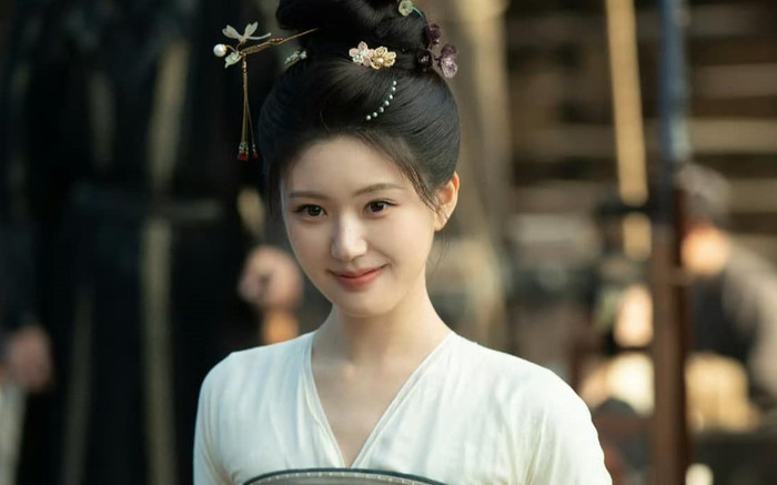 Triệu Lộ Tư chết hụt nhiều lần trong phim mới khiến fan xót xa Ảnh 2