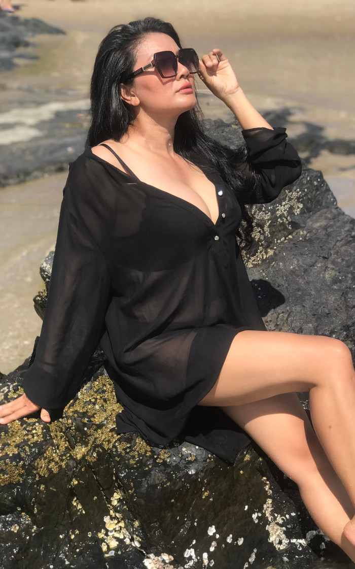 Ở tuổi 48, Kiều Trinh quyết định làm mẹ đơn thân, một mình nuôi 3 người con khôn lớn. 