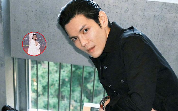 Nam diễn viên mặc áo choàng tắm đi sự kiện, khoảnh khắc hớ hênh khiến dân tình đỏ mặt Ảnh 2