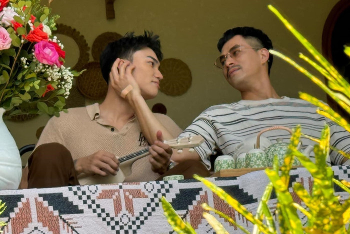 Dũng 'kính' và người tình đồng tính được xác nhận có mối quan hệ tình cảm trong tập 28 Độc đạo. 