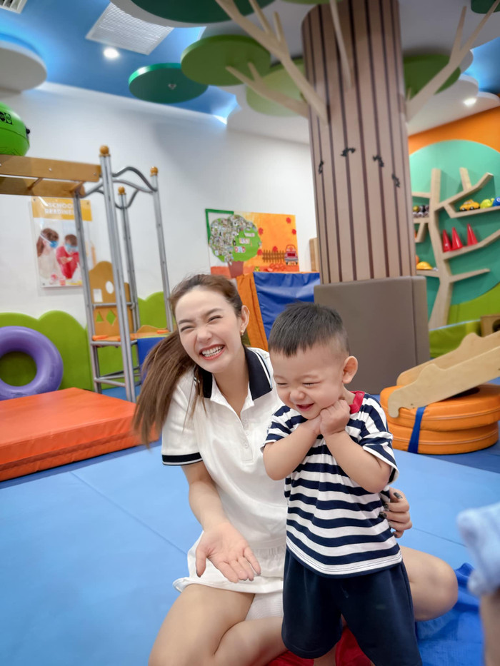 Minh Hằng lựa chọn giấu kín hình ảnh, thông tin liên quan đến chồng doanh nhân. Ảnh: FBNV