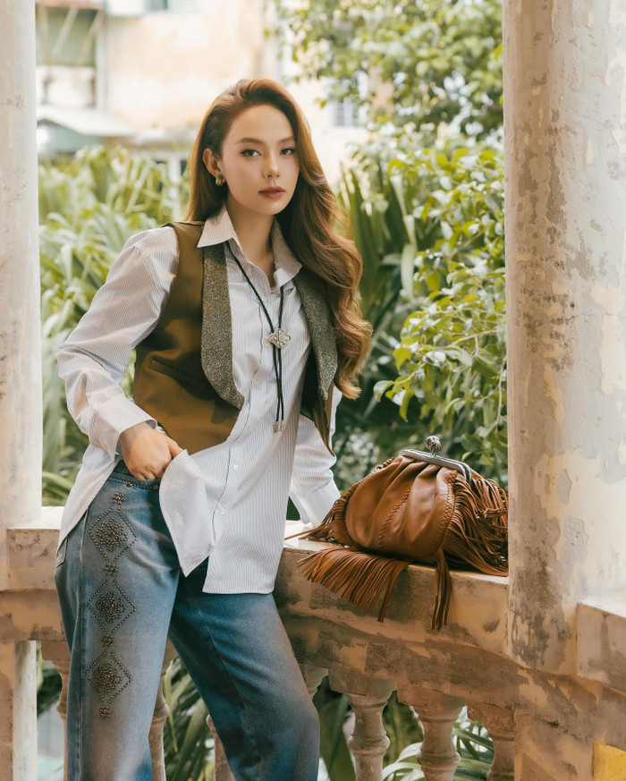 Hình ảnh mới nhất của Minh Hằng. Ảnh: FBNV