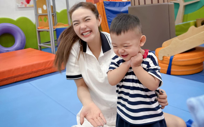 Minh Hằng cặm cụi làm một việc vì quý tử vào nửa đêm Ảnh 2