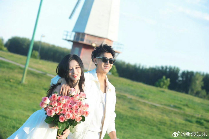 Trong bài đăng gần đây, nam diễn viên tiết lộ bị vợ sắp cưới tát vì nói năng luyên thuyên.