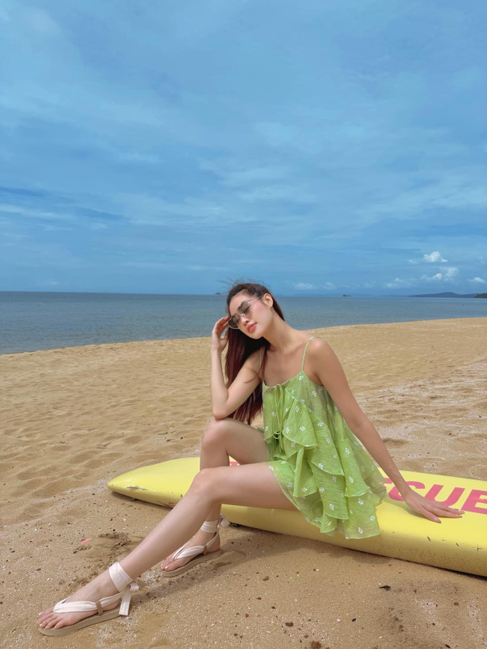 Hoa hậu Khánh Vân chăm khoe hình ảnh quyến rũ trước khi cưới.