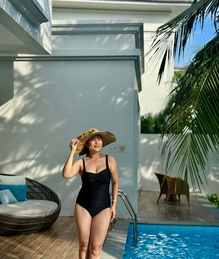 Ở tuổi 46, Cát Tường vẫn giữ được nhan sắc mặn mà cùng vóc dáng cân đối. 