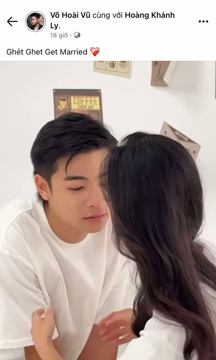 Trạng thái trên trang cá nhân của con trai NSƯT Võ Hoài Nam.