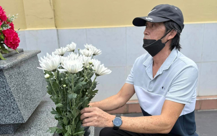 Ngoại hình gầy gò của nghệ sĩ Hoài Linh gây chú ý Ảnh 2