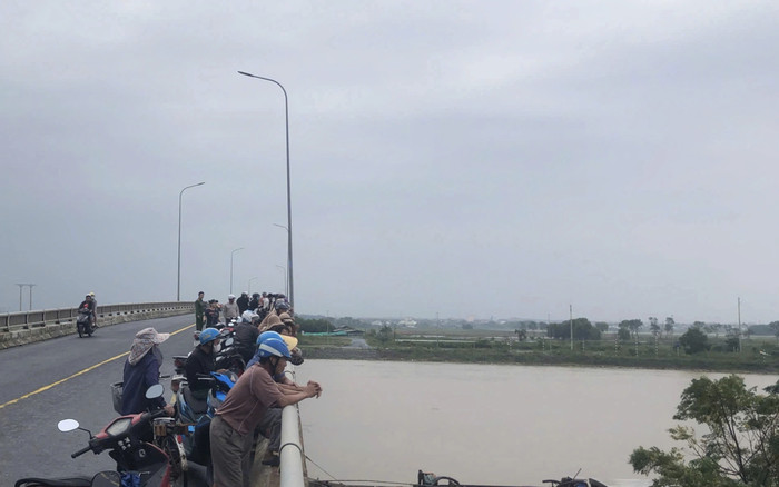 Vợ nhảy xuống cầu tự tử trước mắt chồng: Hé lộ nguyên nhân đau lòng Ảnh 2