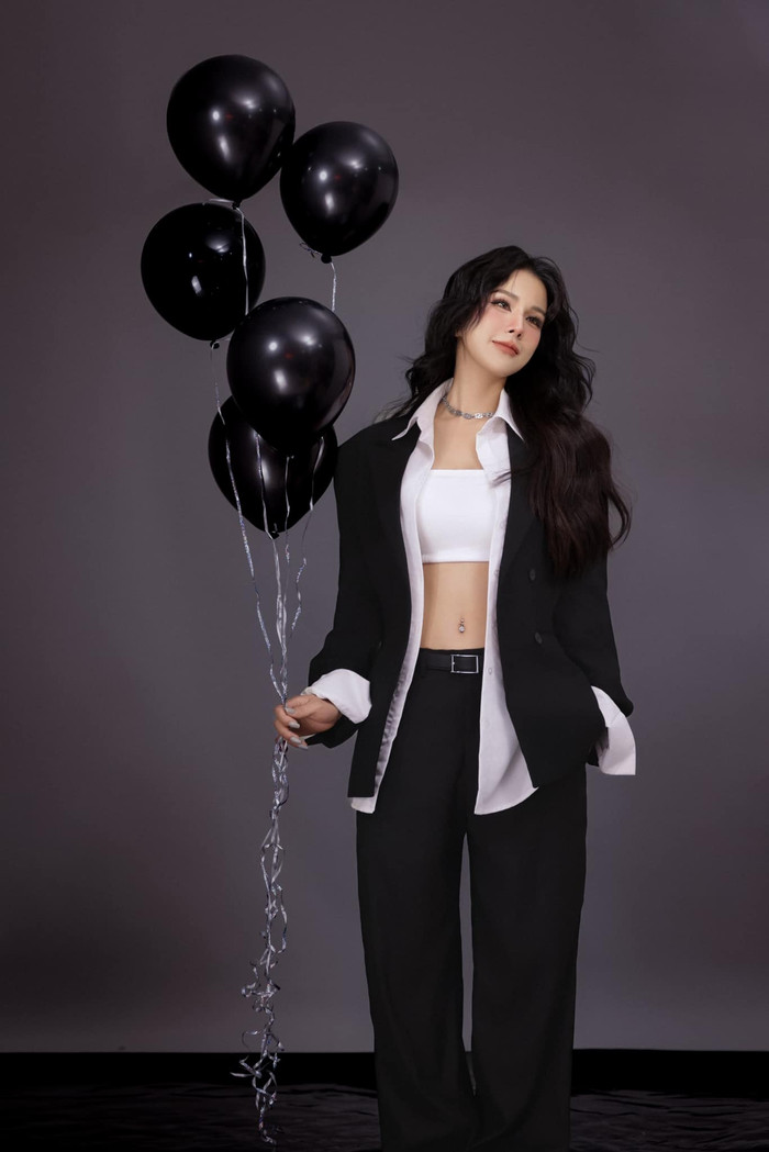 Người đẹp rút ra được bài học sâu sắc khi cho vay tiền nhưng không đòi được.