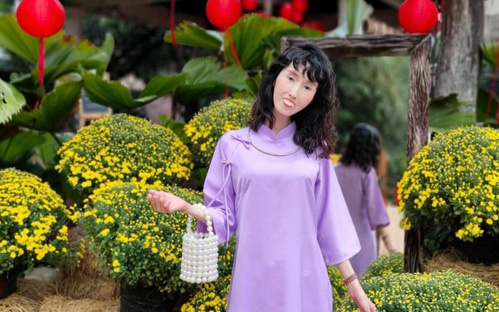 Cô giáo xinh đẹp hóa 'vịt' vì bệnh lạ, kiên cường sống thành Tiktoker triệu view Ảnh 2