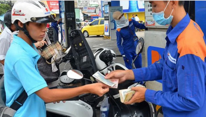 Xăng dầu tăng giá đồng loạt, dự kiến thuế bảo vệ môi trường giữ mức thấp đến 2025.