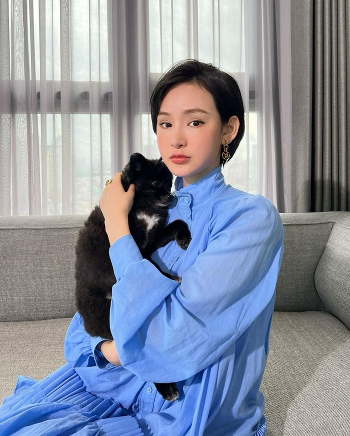 Hiền Hồ chật vật quay trở lại showbiz sau 2 năm vướng scandal.