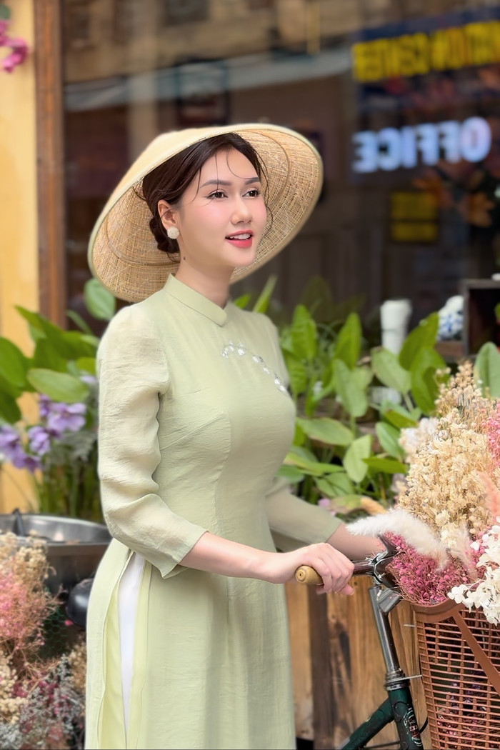 Hương Giang nhiều lần đáp trả khi bị nhắc về tình cũ. 