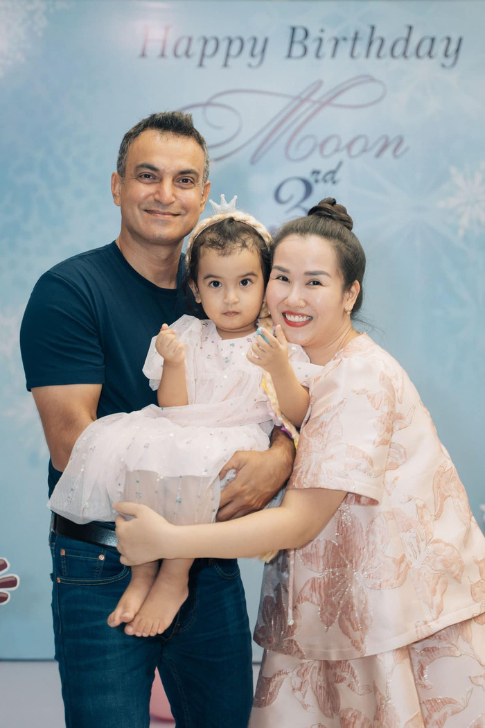 Tổ ấm nhỏ hạnh phúc của Võ Hạ Trâm và chồng Ấn Độ.