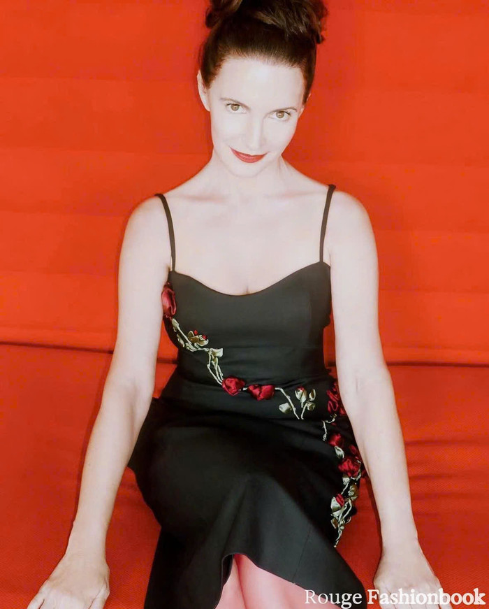 Một số hình ảnh nóng bỏng khác của Kristin Davis trong bộ ảnh của Rouge.