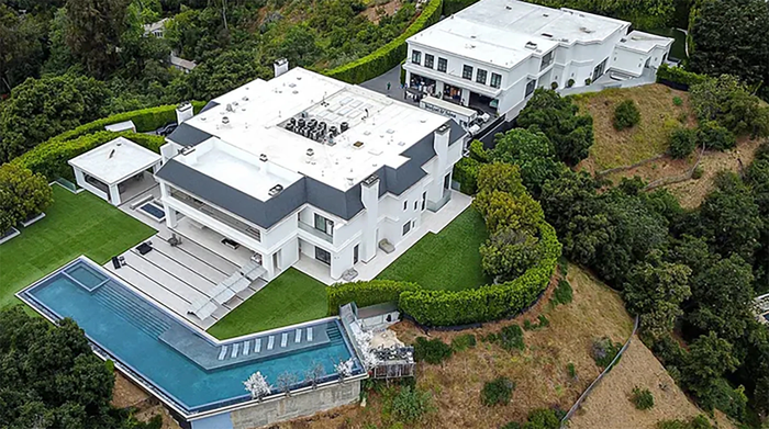 Toàn cảnh căn biệt thự của vợ chồng Ben Affleck và Jennifer Lopez. 