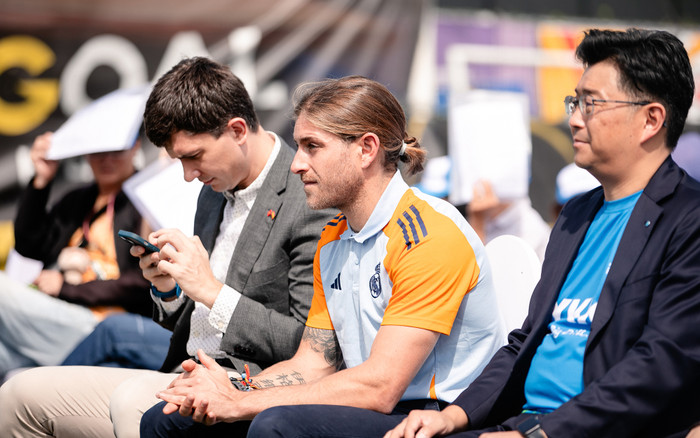 Ý nghĩa sân chơi bóng đá cộng đồng dành cho trẻ em có hoàn cảnh khó khăn Ảnh 2