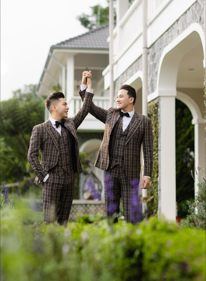 Thanh Đoàn và Hà Trí Quang sẽ tổ chức thêm 2 lễ cưới ở TP HCM và Đồng Tháp.