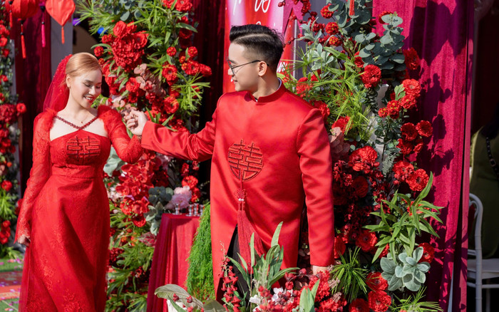 Đám cưới 'độc lạ' ở Hà Nội gây sốt khắp cõi mạng vì decor bằng... rau củ Ảnh 2