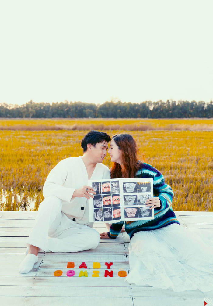 Cặp đôi thường xuyên 'flex' khoảnh khắc ngọt ngào.