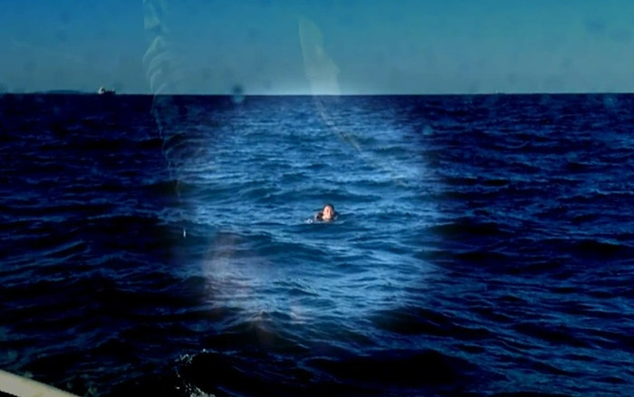 Người Việt Nam mất tích gần 1 ngày trên biển ở Úc, điều kỳ diệu xảy ra khi được tìm thấy Ảnh 2