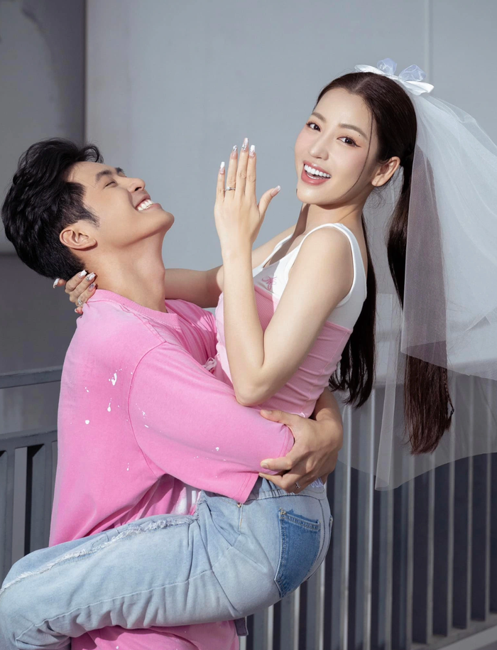 Gin Tuấn Kiệt 'đánh úp' thông báo chuyện cầu hôn thành công Puka trong sinh nhật tuổi 29. 