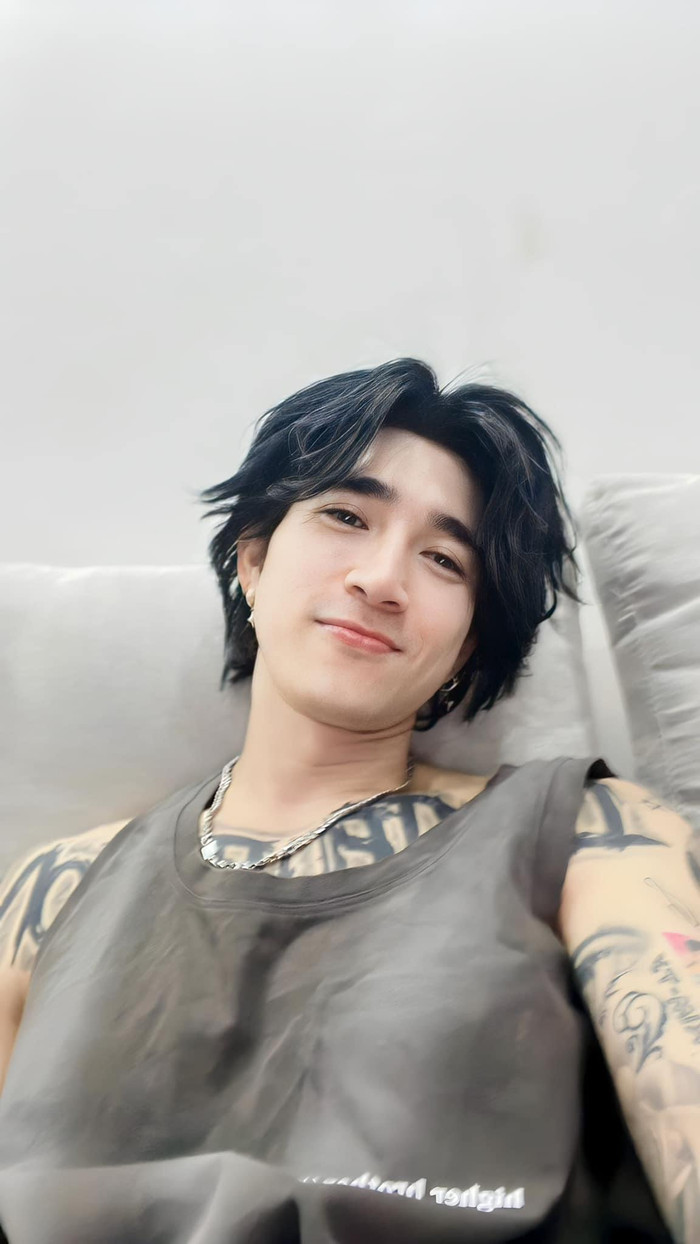 Chi Dân sở hữu nhiều bản 'hit' đình đám. 