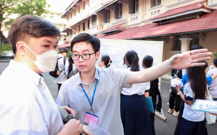 Bộ GD&ĐT lý giải bỏ điểm sàn thi tốt nghiệp khi xét tuyển ngành Y Dược, Sư phạm Ảnh 2