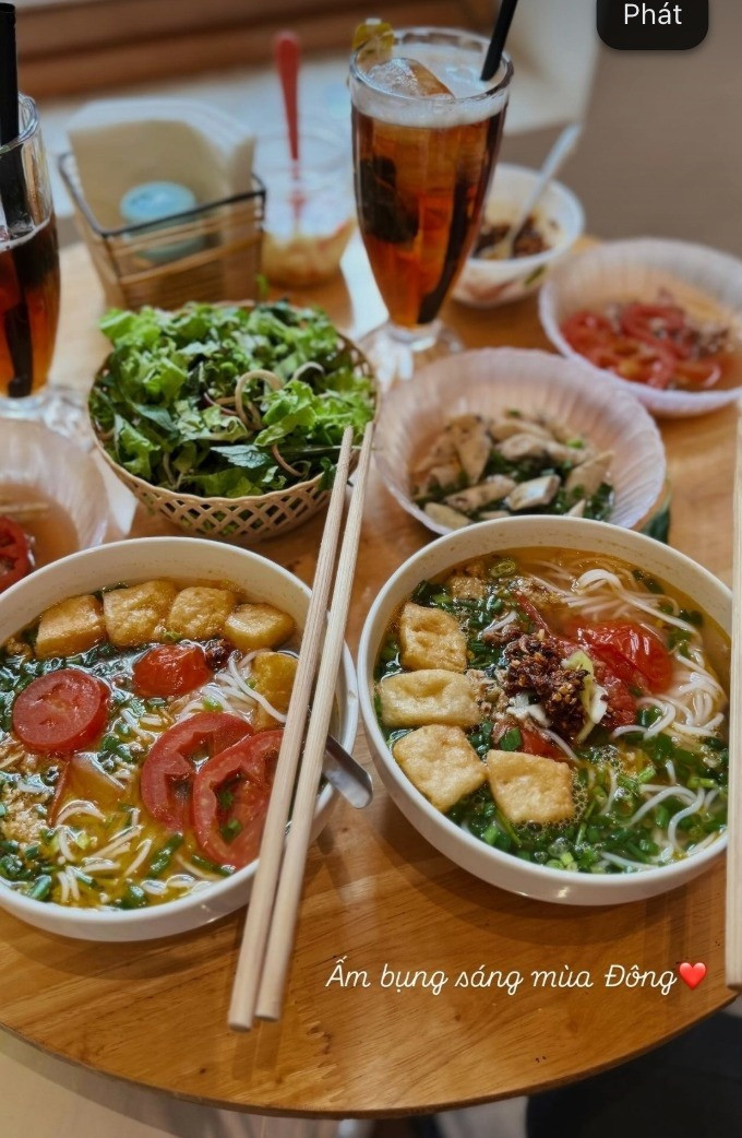 Mai Ngọc để lộ 'hint' đã có người bạn đồng hành. (Ảnh FBNV)