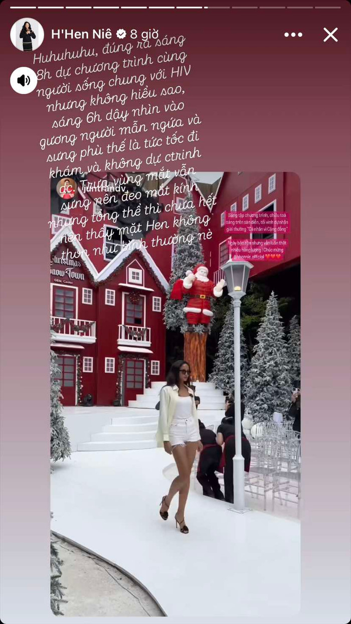 H'Hen Niê bối rối khi nhắc về sự cố sức khoẻ khiến bản thân phải huỷ show vào phút chót. Ảnh: ISNV