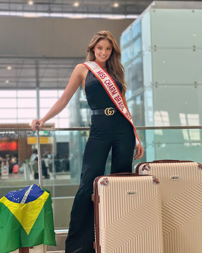 Miss Charm Brasil - Thaíz Jagelski.