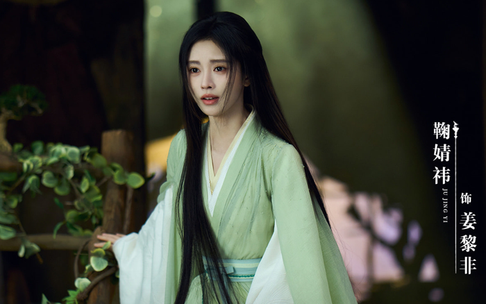 Tạo hình đẹp 'hết nước chấm' của cặp đôi chính.