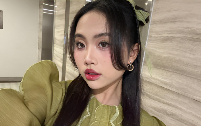 Danh tính hot boy vừa được Phương Mỹ Chi công khai ôm hôn Ảnh 2